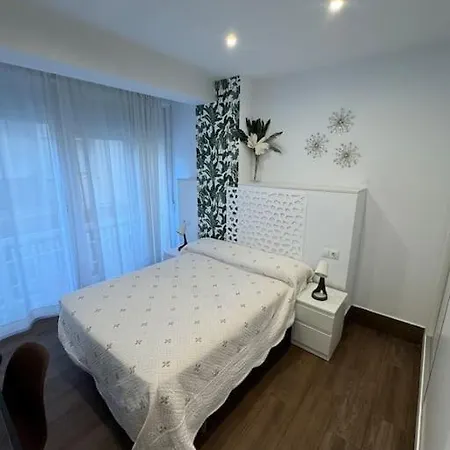 Apartamento Calle Chueca דירה גרנדה