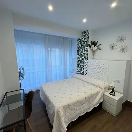Apartamento Calle Chueca דירה גרנדה