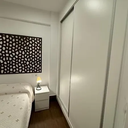Apartamento Calle Chueca * גרנדה